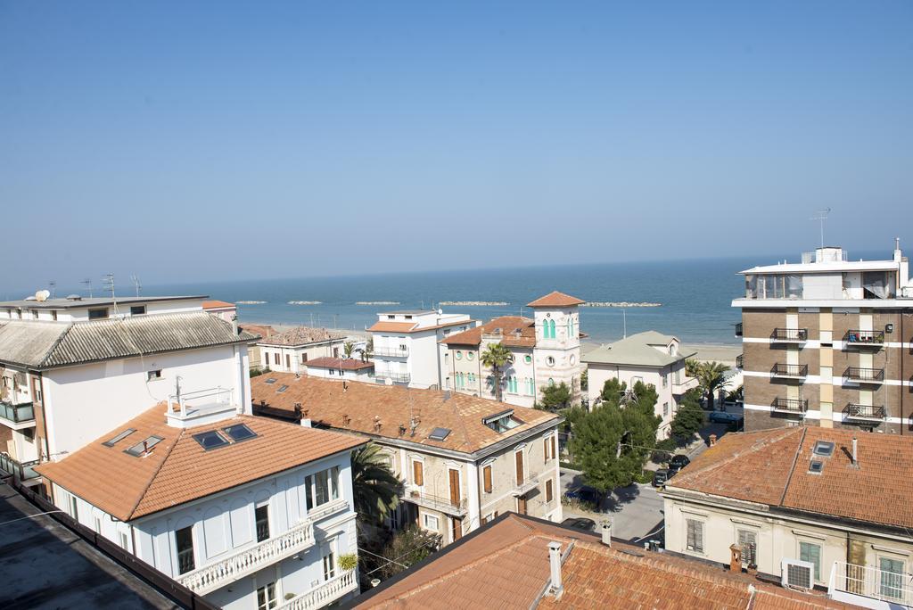 Hotel Gabbiano Porto San Giorgio Exterior foto