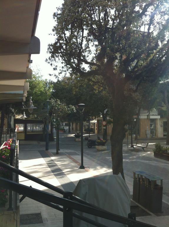 Hotel Gabbiano Porto San Giorgio Exterior foto