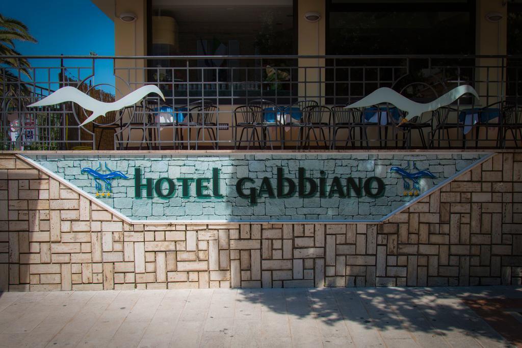 Hotel Gabbiano Porto San Giorgio Exterior foto