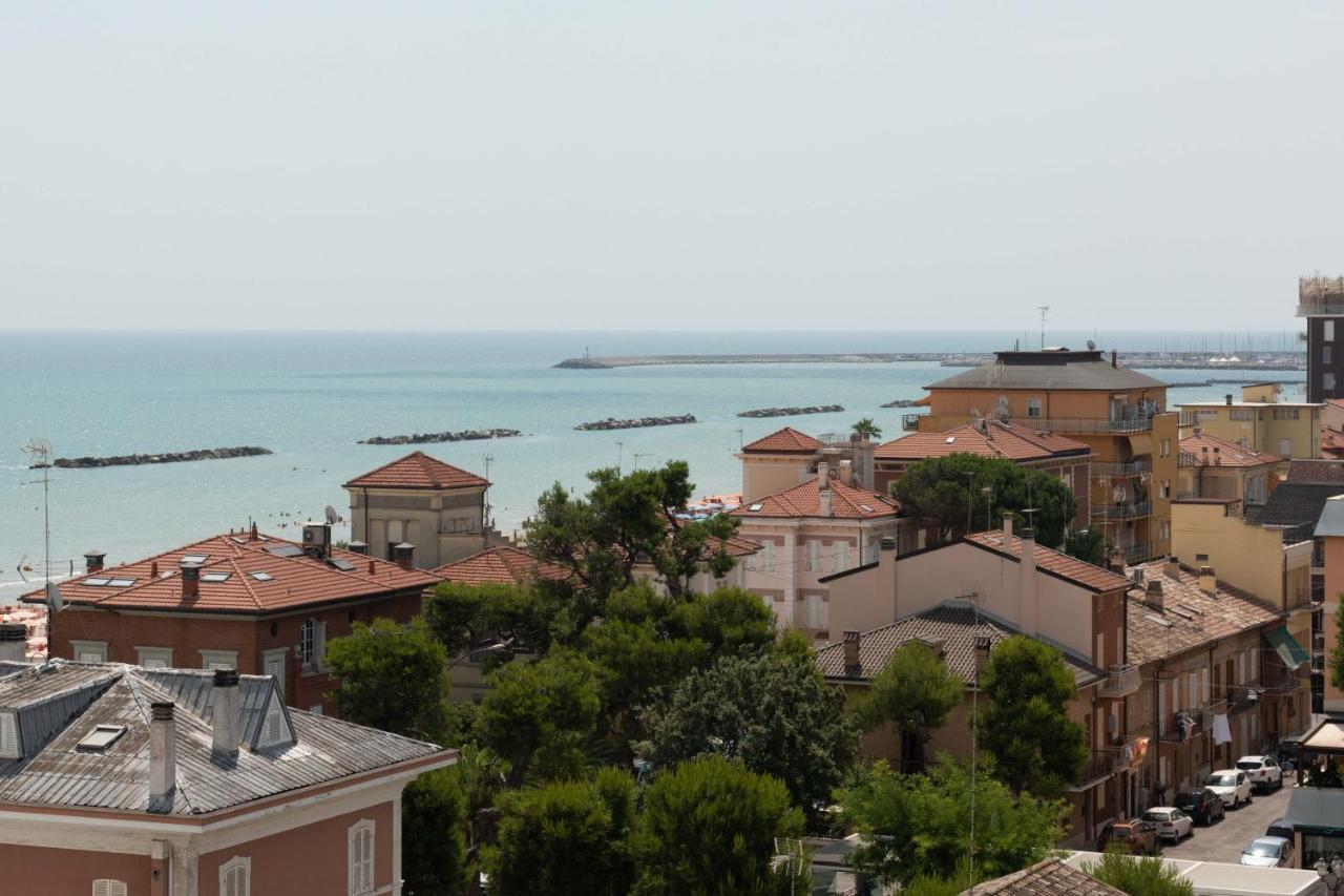 Hotel Gabbiano Porto San Giorgio Exterior foto